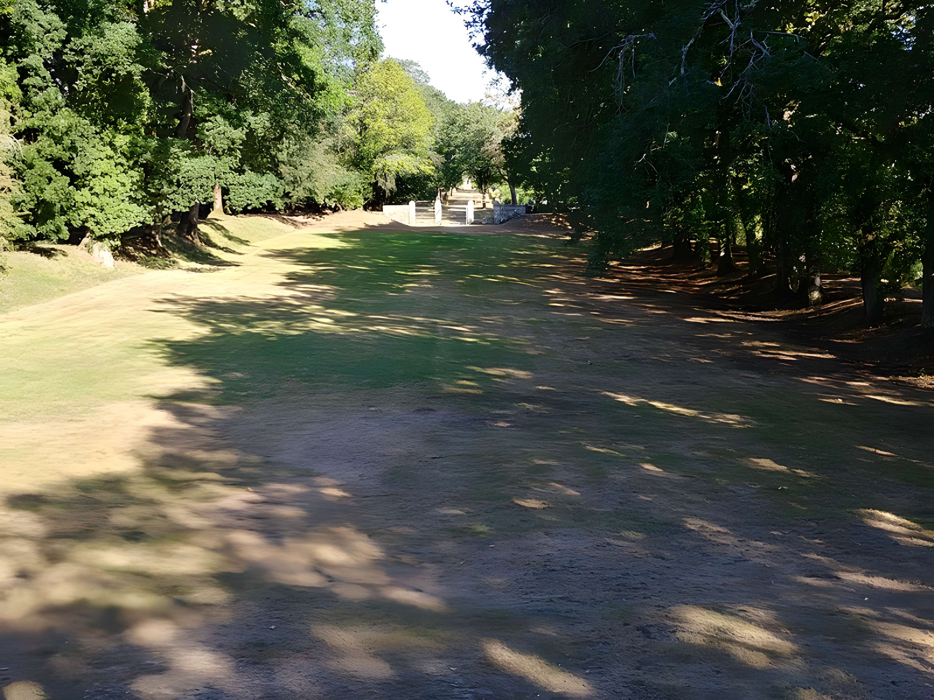 Chapelle expiatoire du Champ-des-Martyrs à Brech