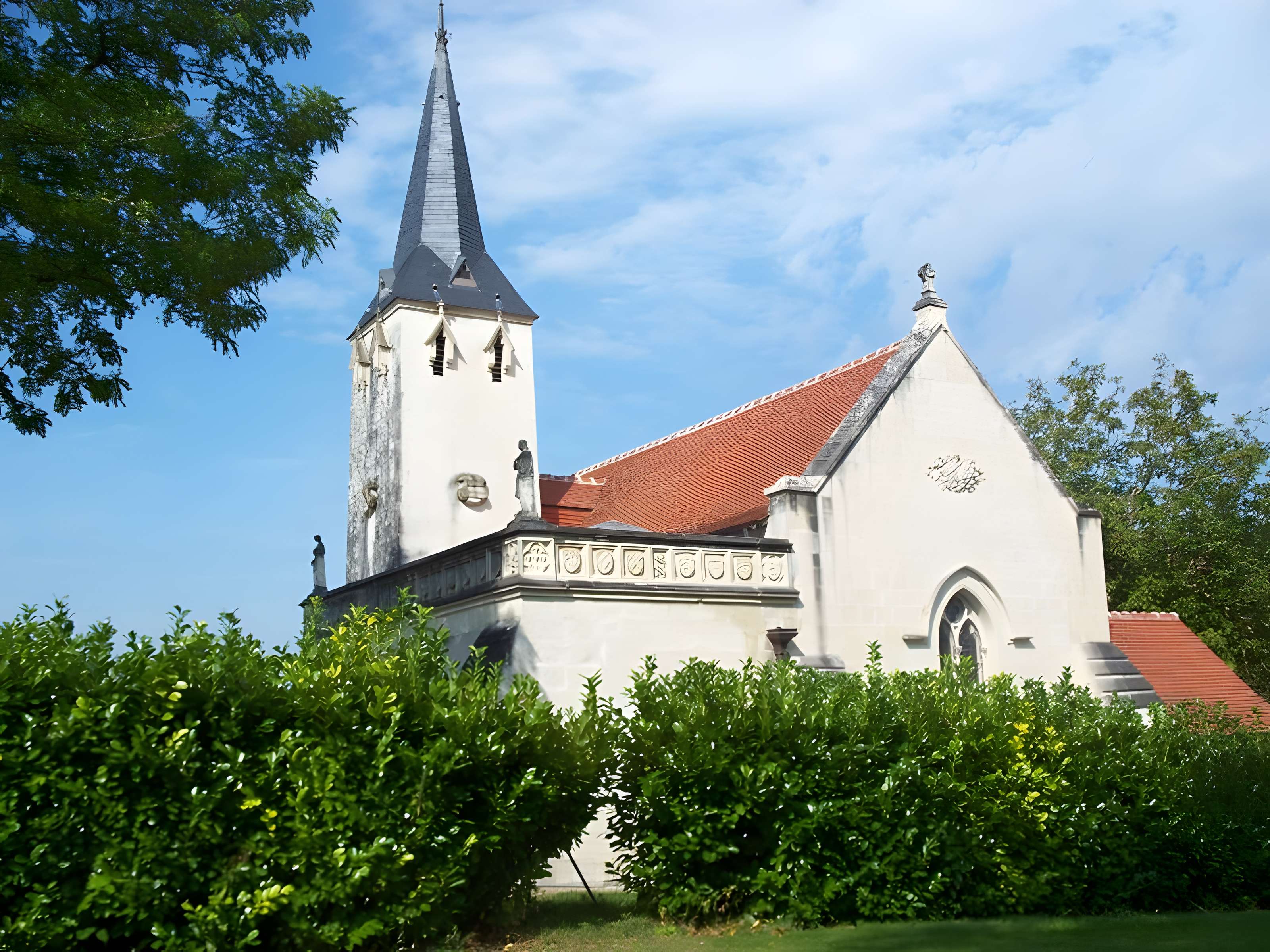 Chapelle funéraire de la Madeleine à Beaumont 