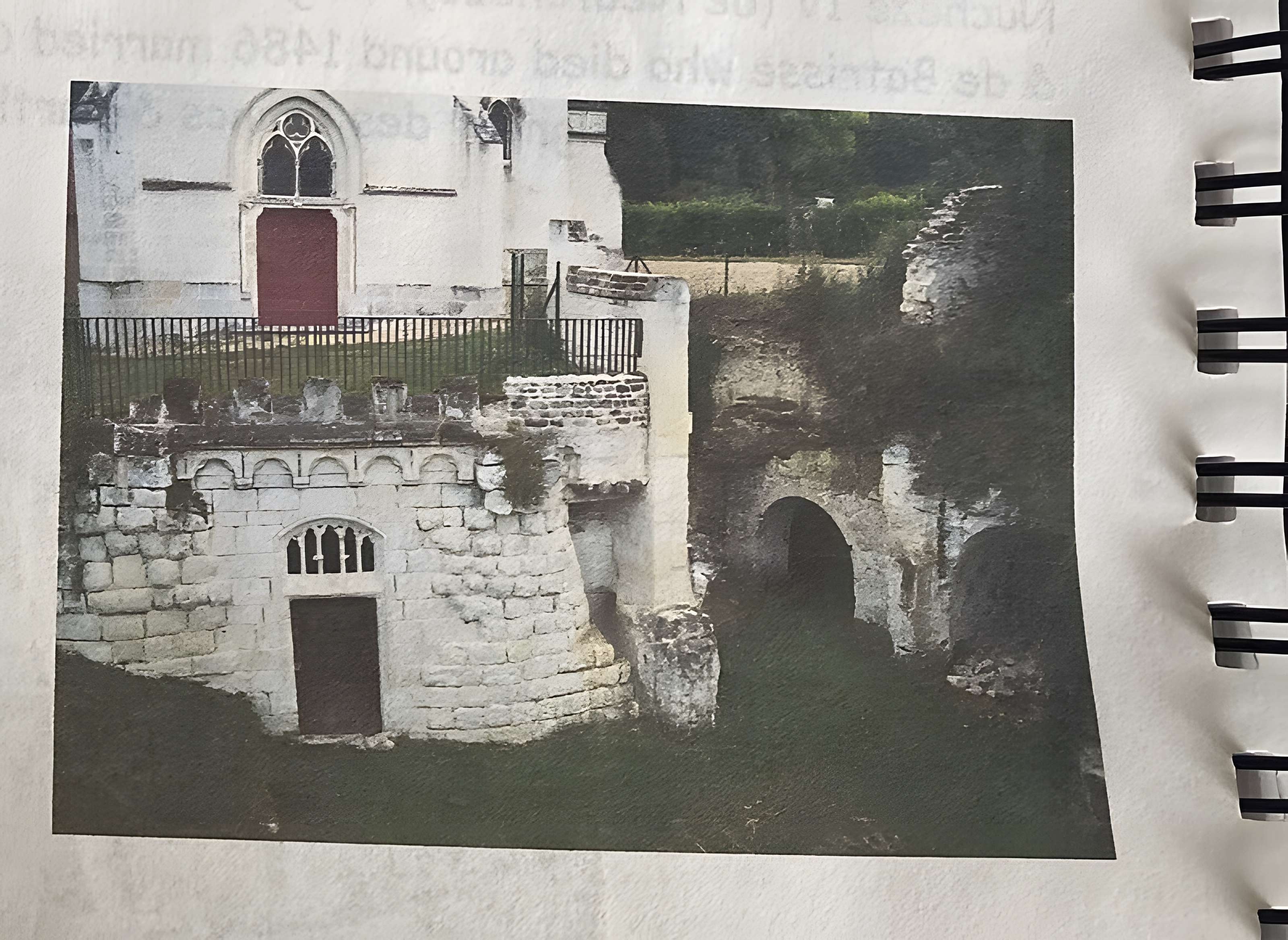 Chapelle funéraire de la Madeleine à Beaumont
