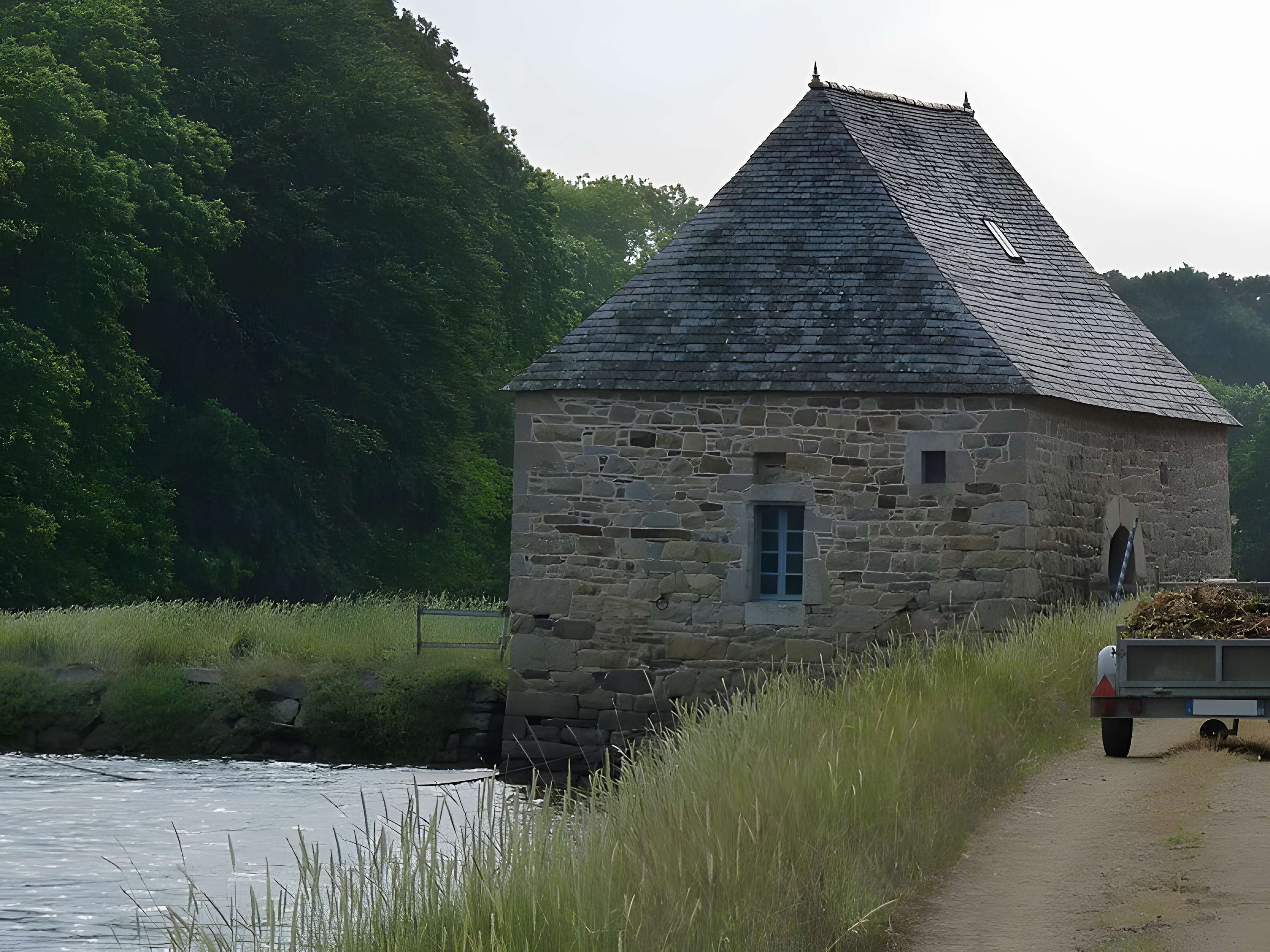 Moulin à marée de Traou Meur à Pleudaniel