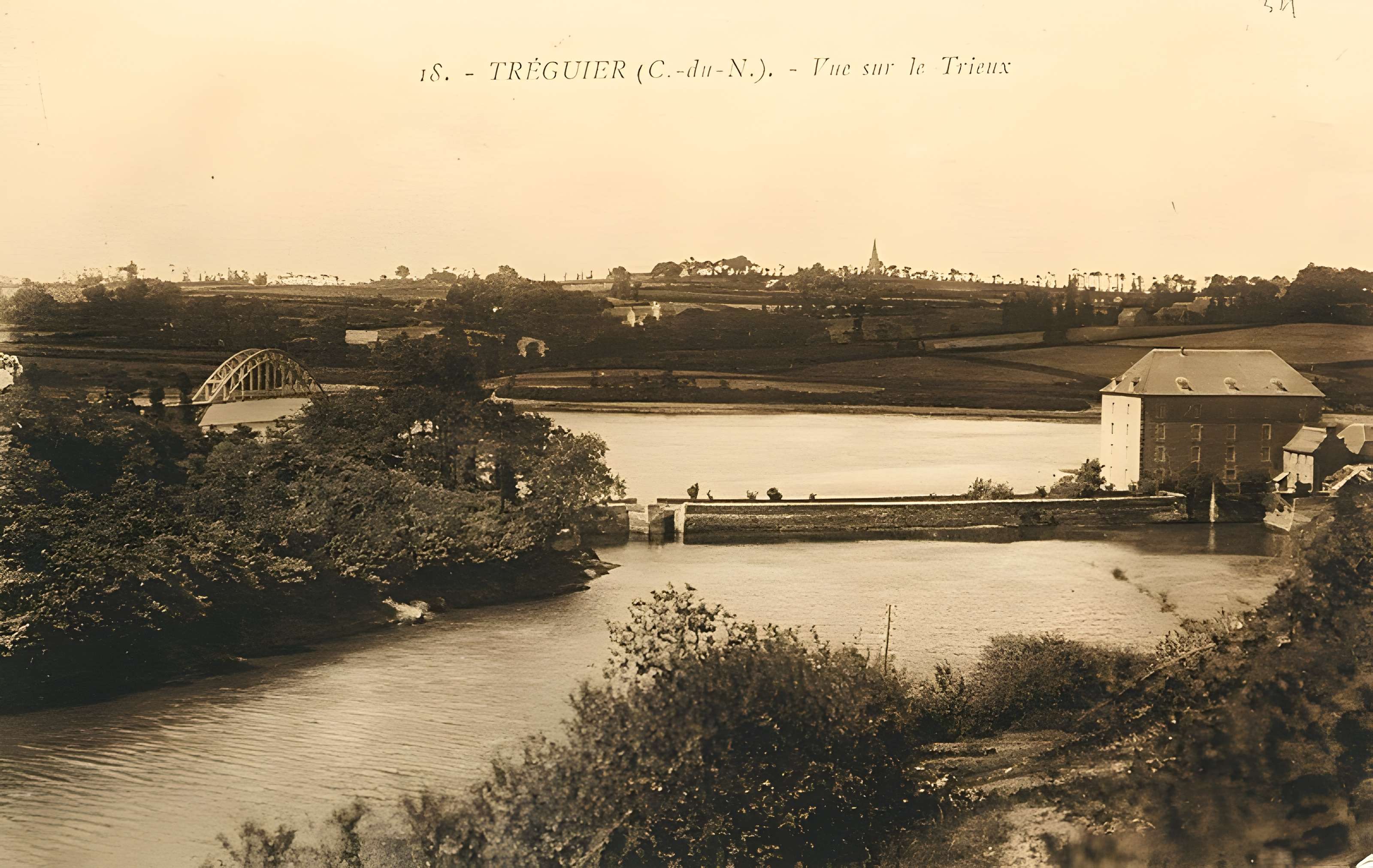 Moulin à marée de Traou Meur à Pleudaniel