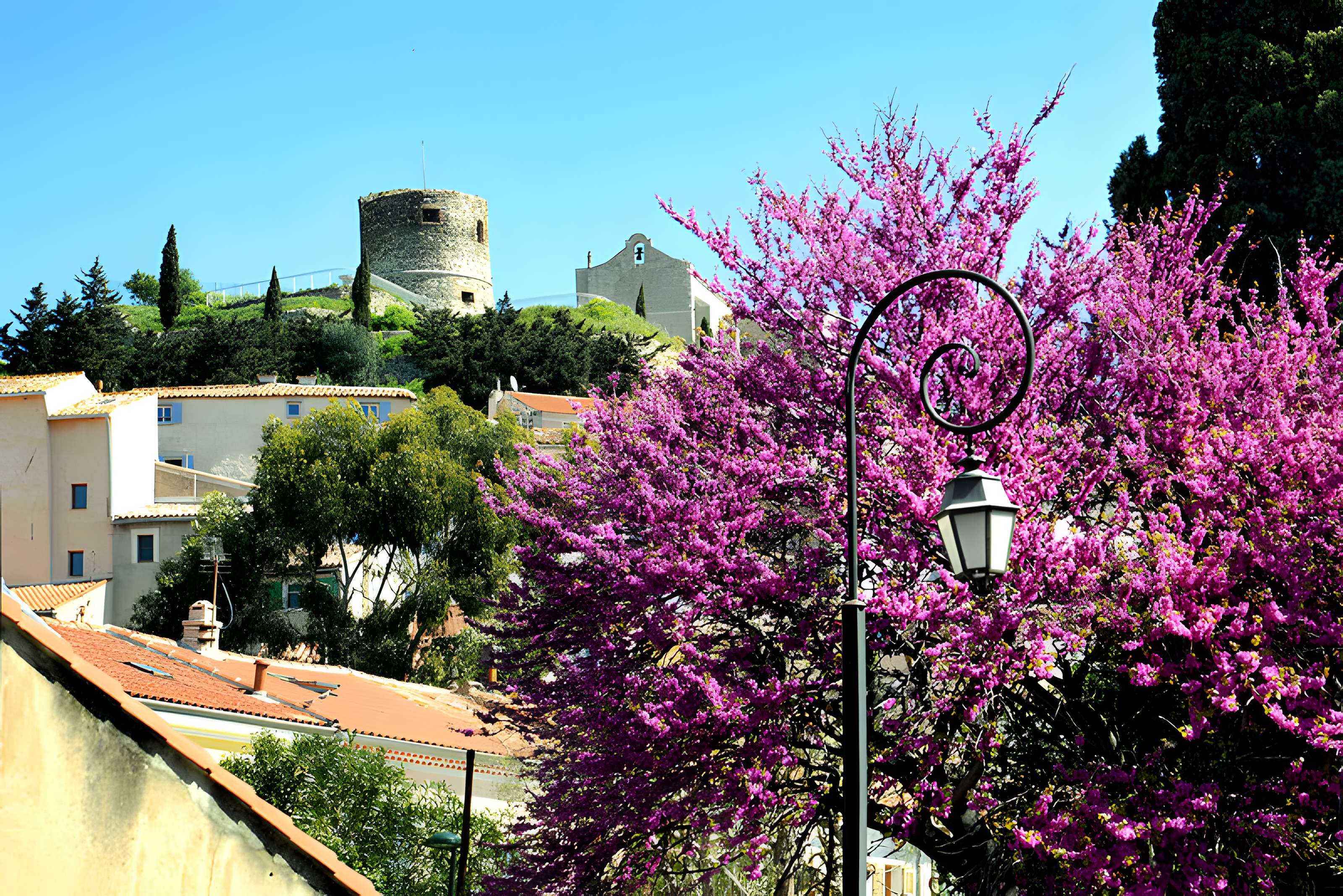 Chapelle de style roman (vieille)