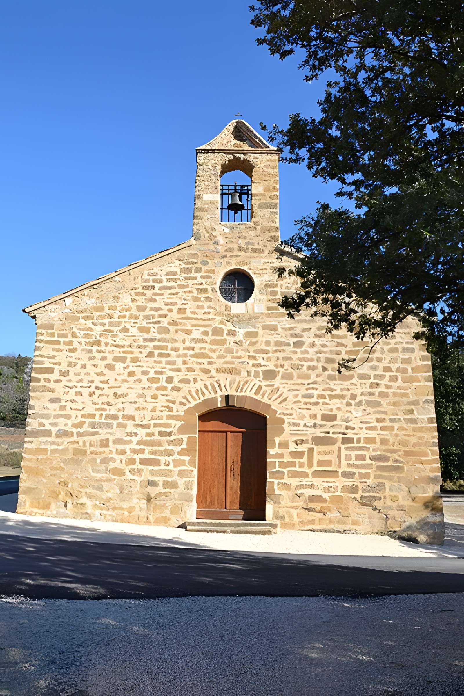 Chapelle Notre-Dame du Cadenet à Piégon