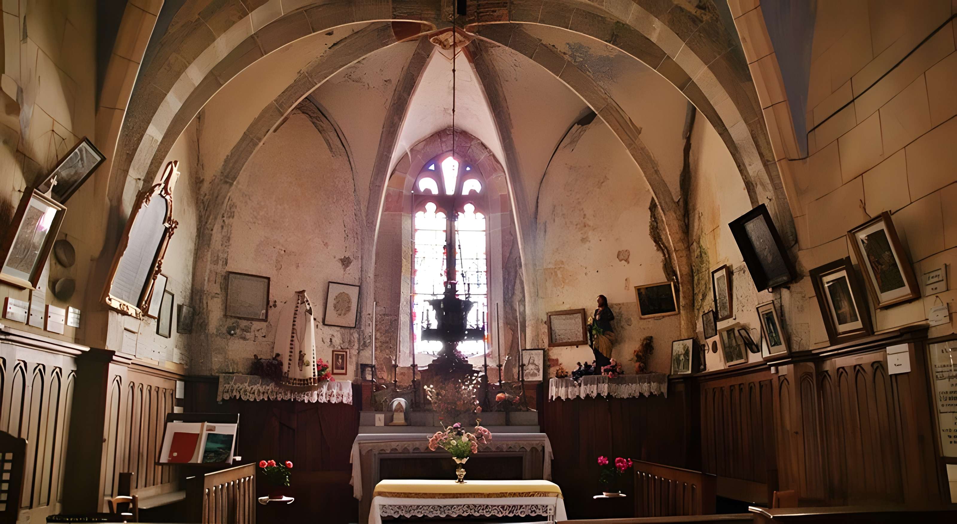 Chapelle Notre-Dame du Château à Saint-Just-en-Chevalet