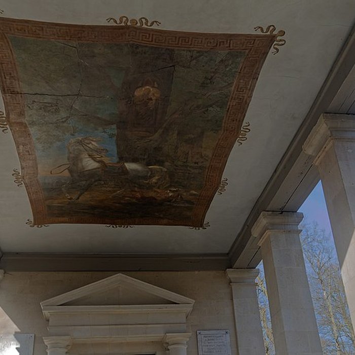 Photo de Chapelle Notre-Dame-de-Bon-Secours à Fontainebleau