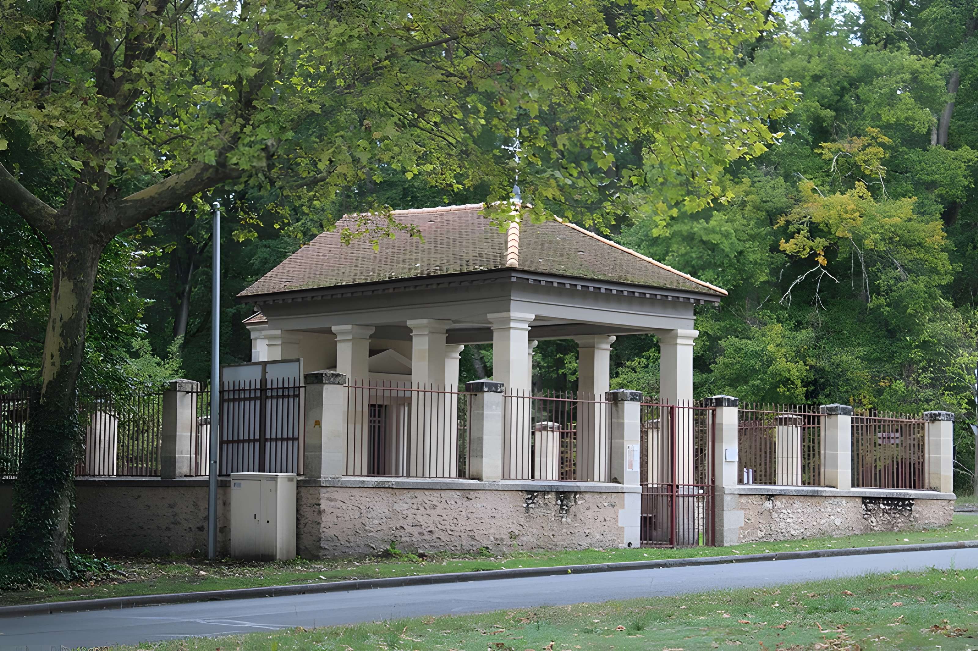 Chapelle Notre-Dame-de-Bon-Secours à Fontainebleau