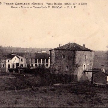 Moulin fortifié de Bagas