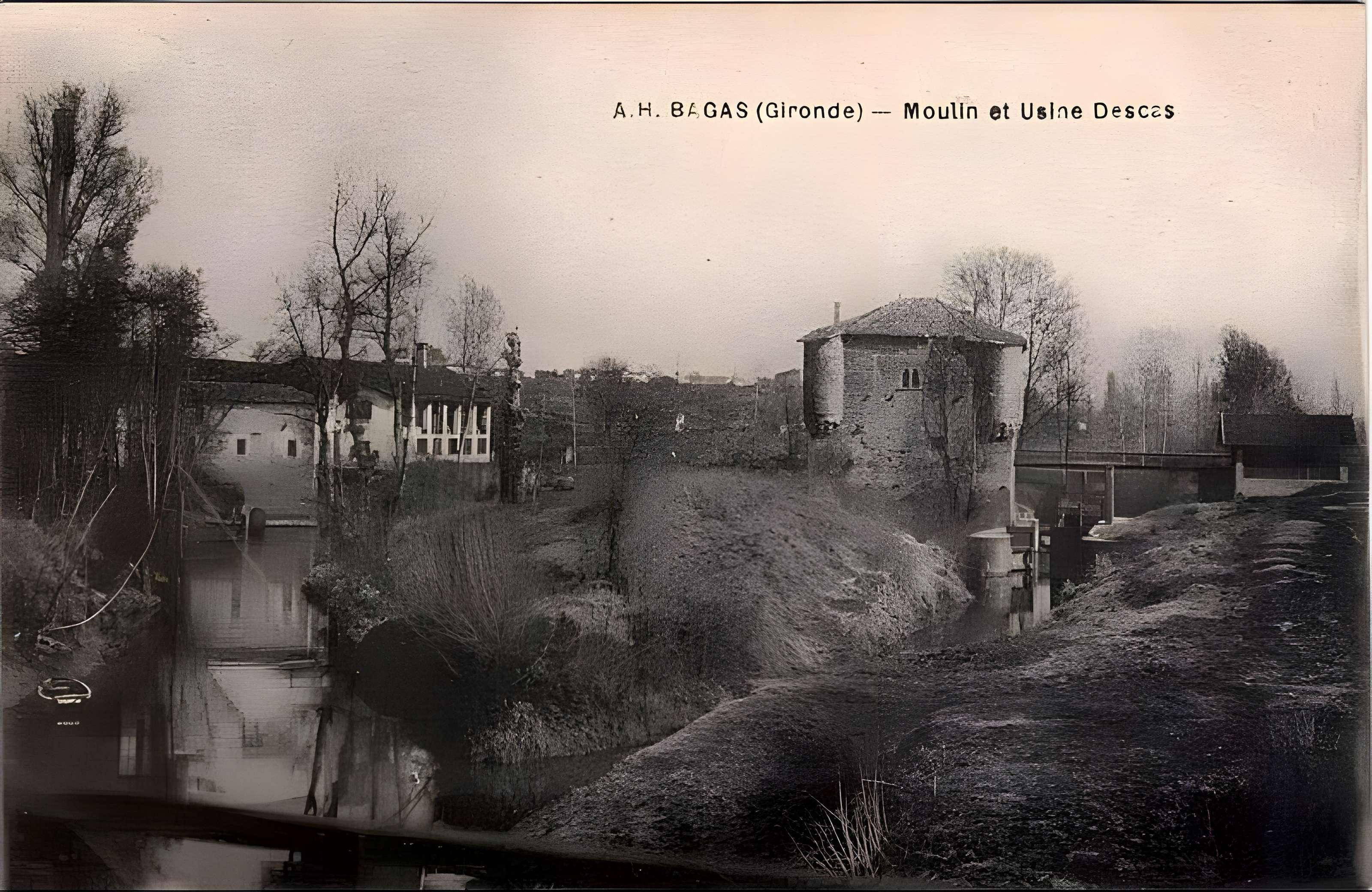 Moulin fortifié de Bagas