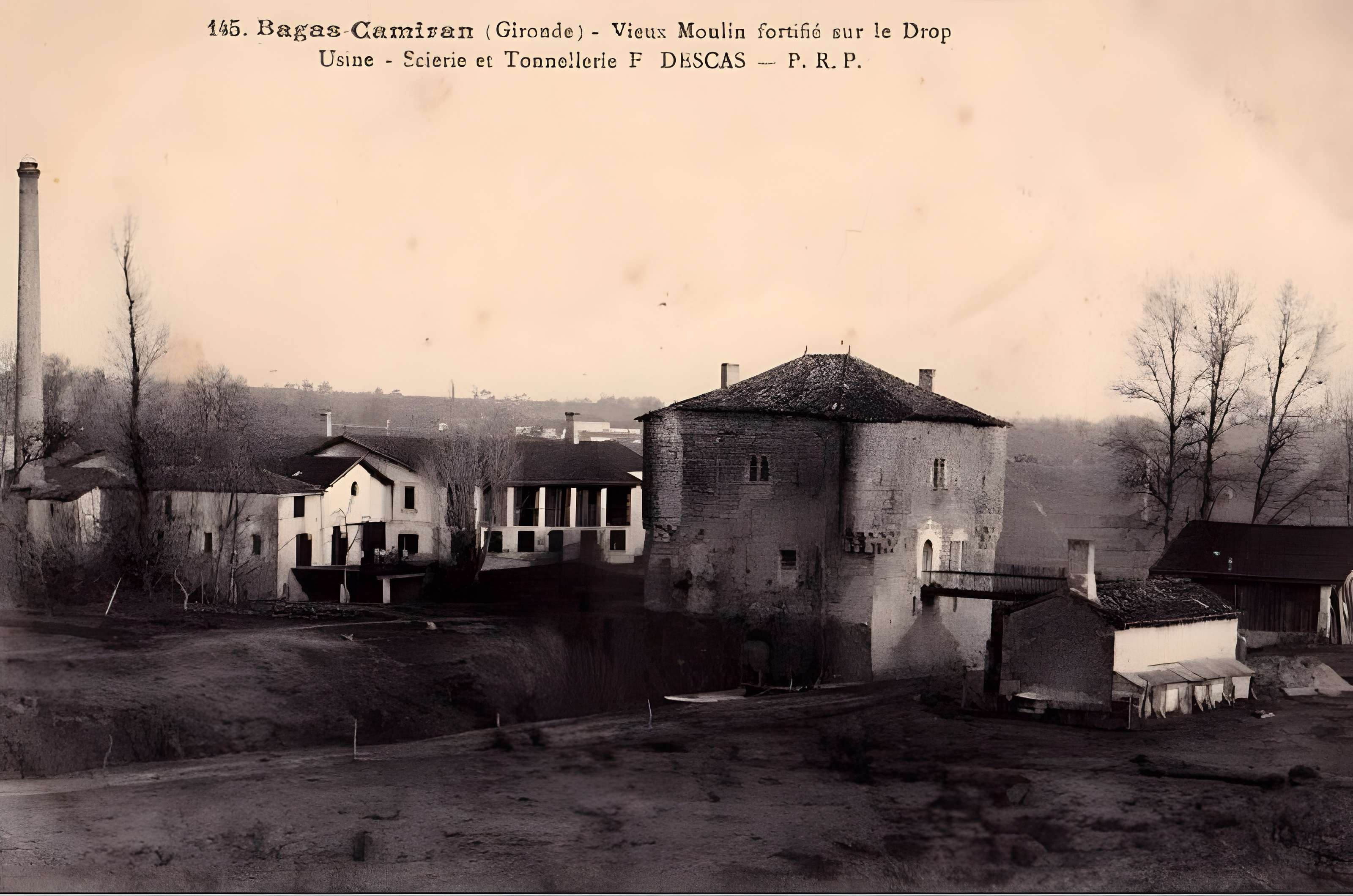 Moulin fortifié de Bagas