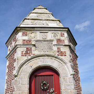 Chapelle Notre-Dame-de-Pitié dÉtrun