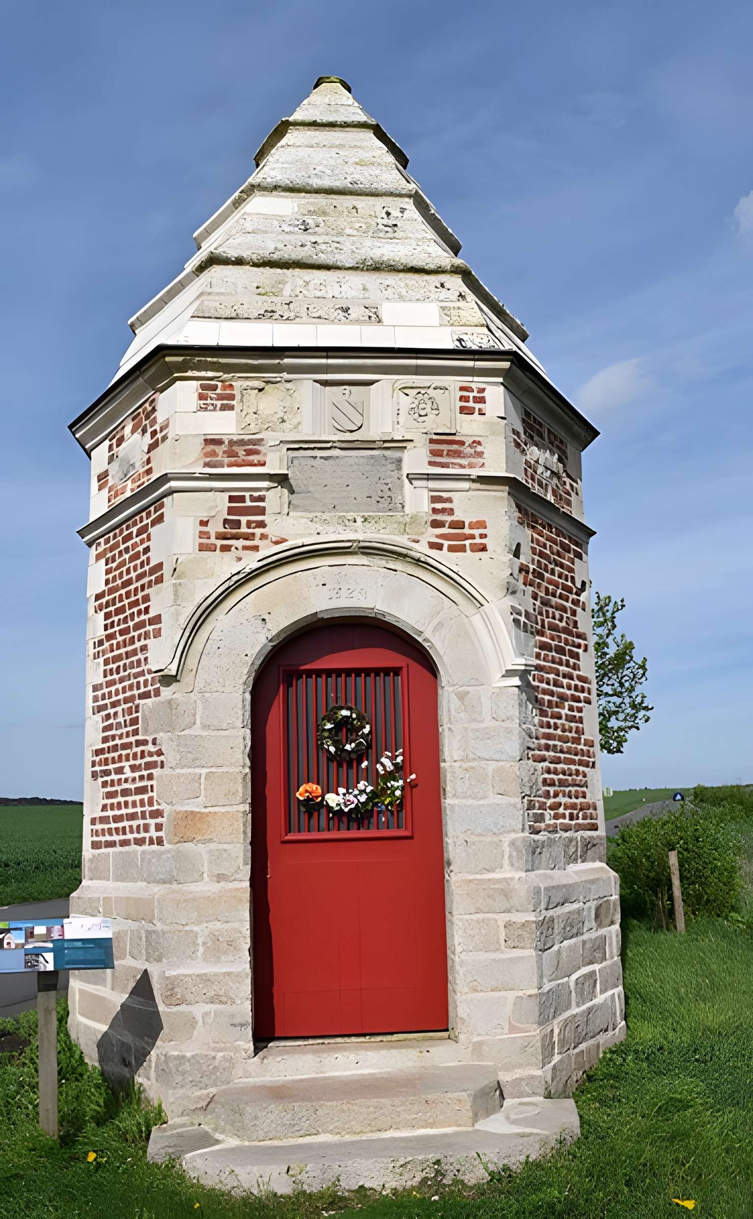 Chapelle Notre-Dame-de-Pitié d'Étrun