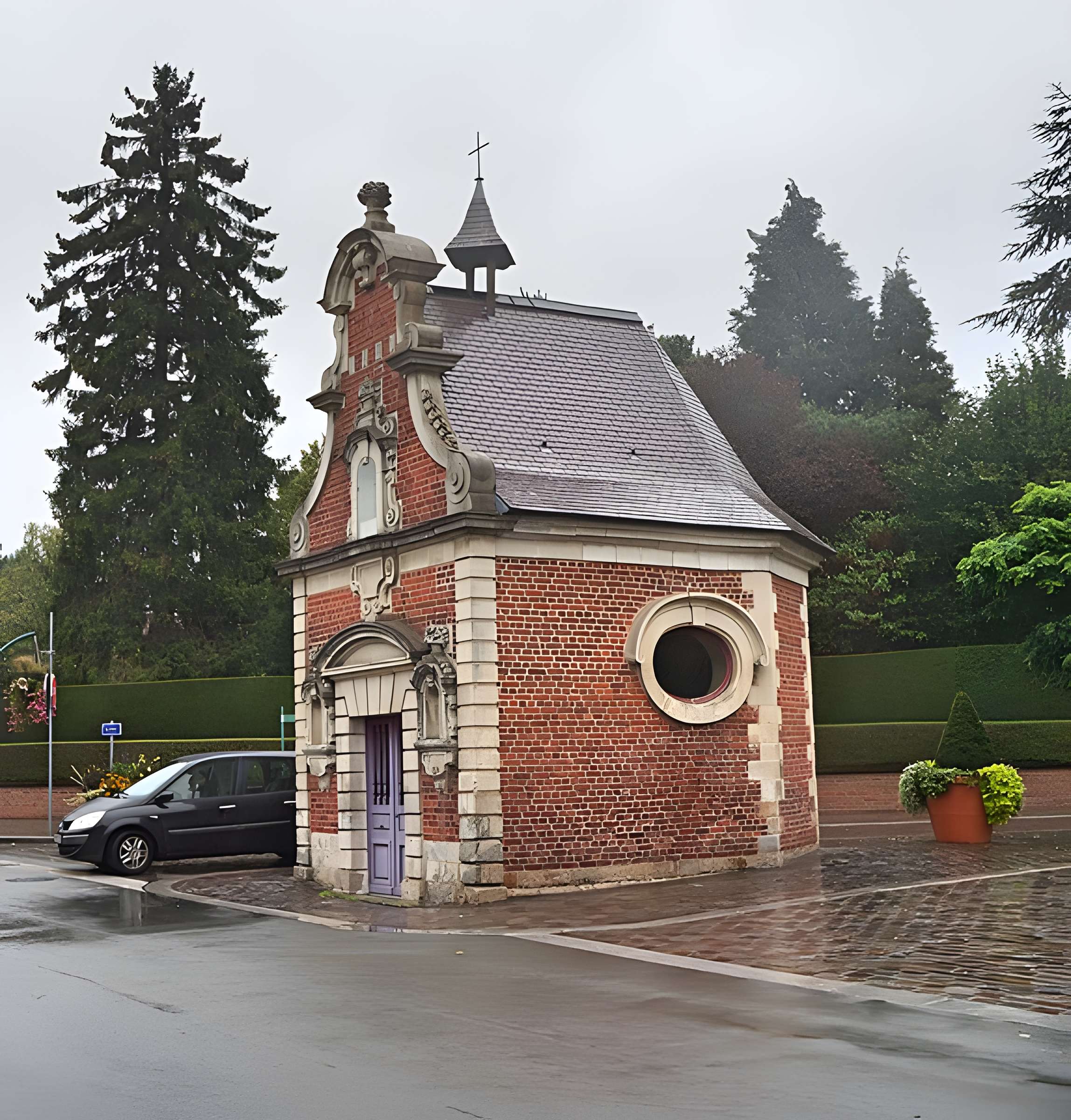 Chapelle Notre-Dame-des-Malades de Mouvaux