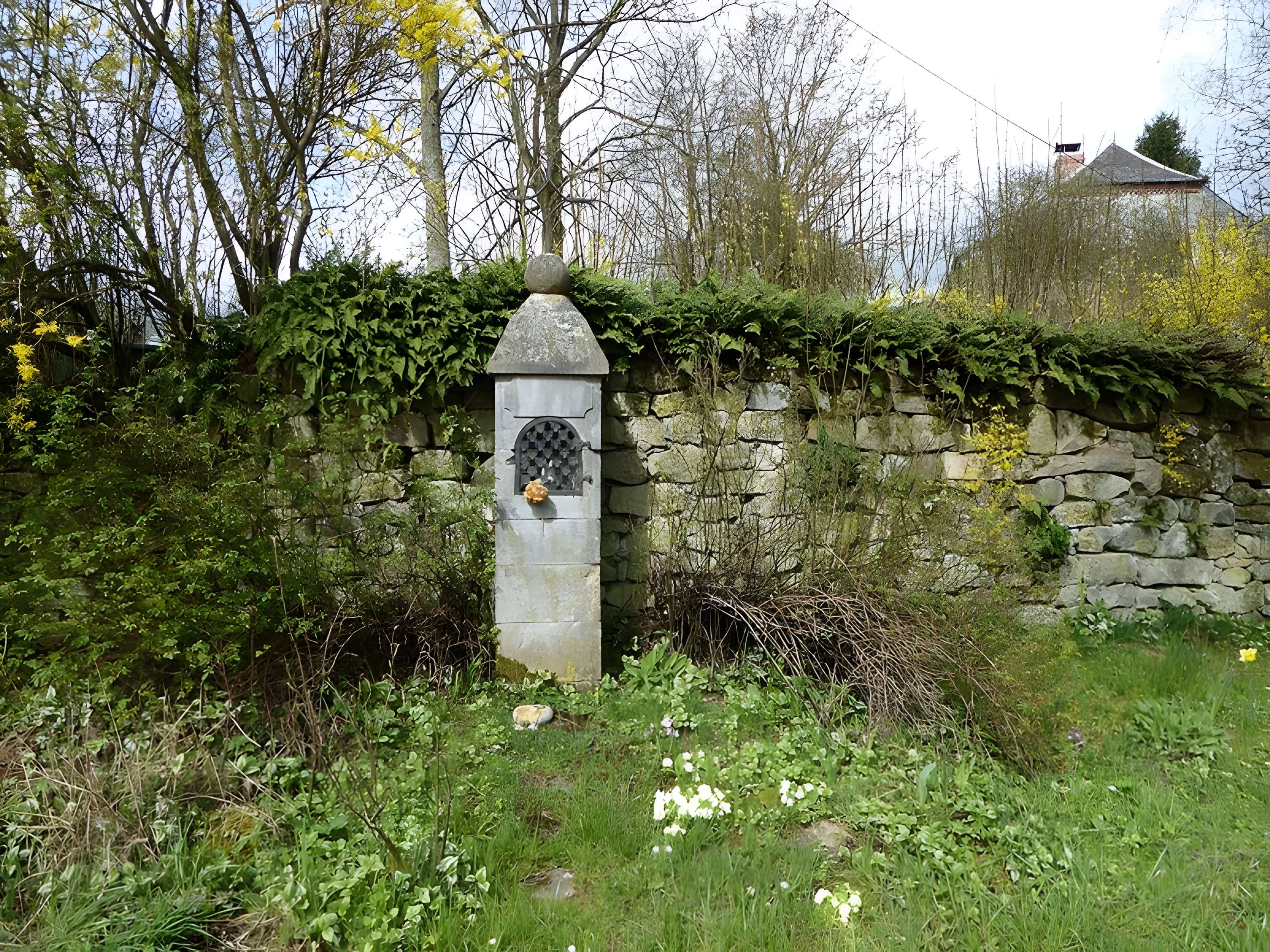 Chapelle Notre-Dame-de-Walcourt de Sémeries 