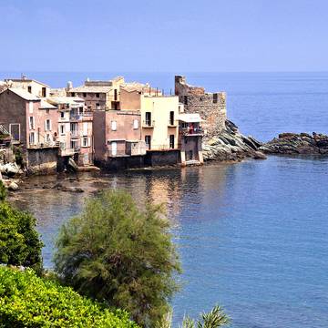 Chapelle Pisane attenant à léglise Santa Maria Assunta à Brando