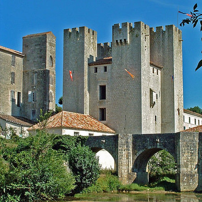 Photo de Moulin des Tours de Barbaste