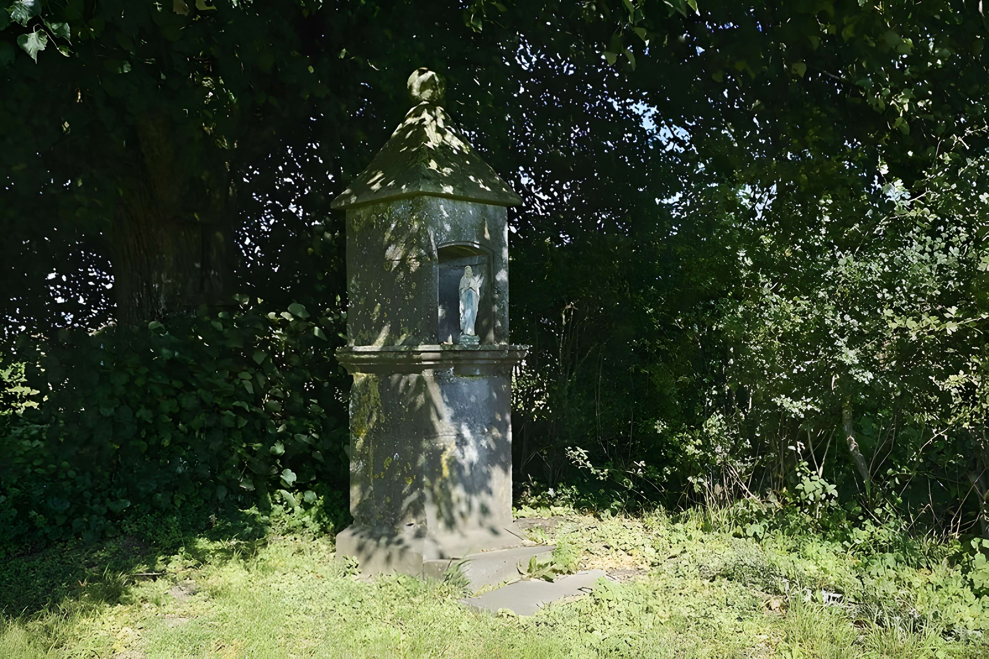 Chapelle Sainte-Anne de Saint-Hilaire-sur-Helpe 