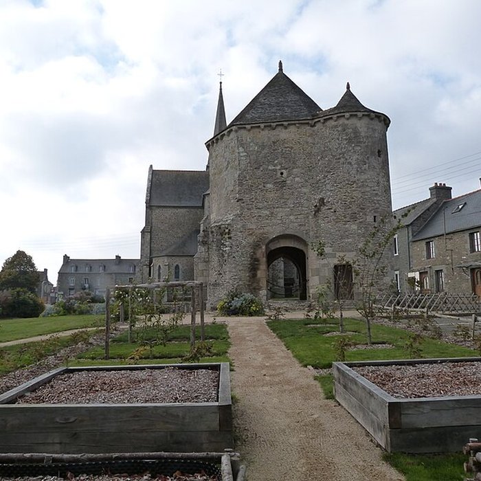 Photo de Ancienne église, actuellement chapelle Sainte-Eutrope