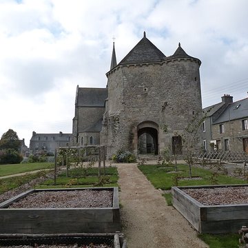 Ancienne église, actuellement chapelle Sainte-Eutrope