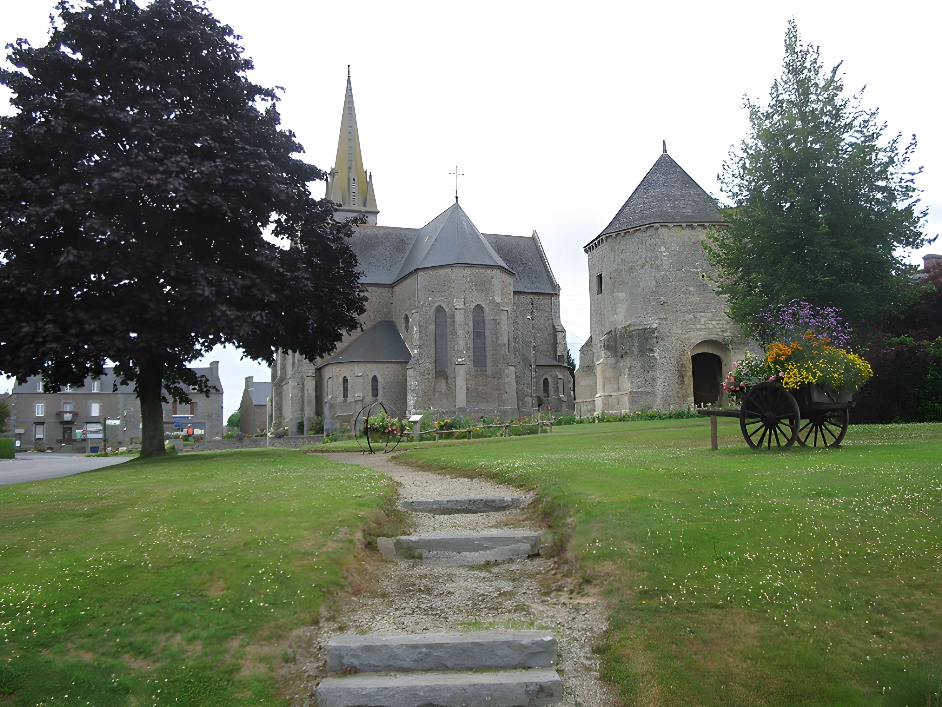 Ancienne église, actuellement chapelle Sainte-Eutrope