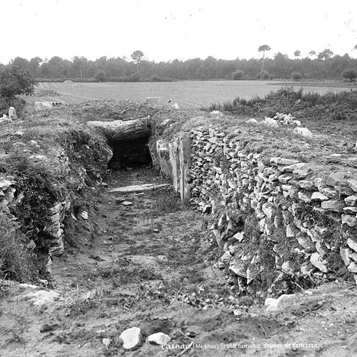 Photo de Dolmen de Kerlescan à Carnac