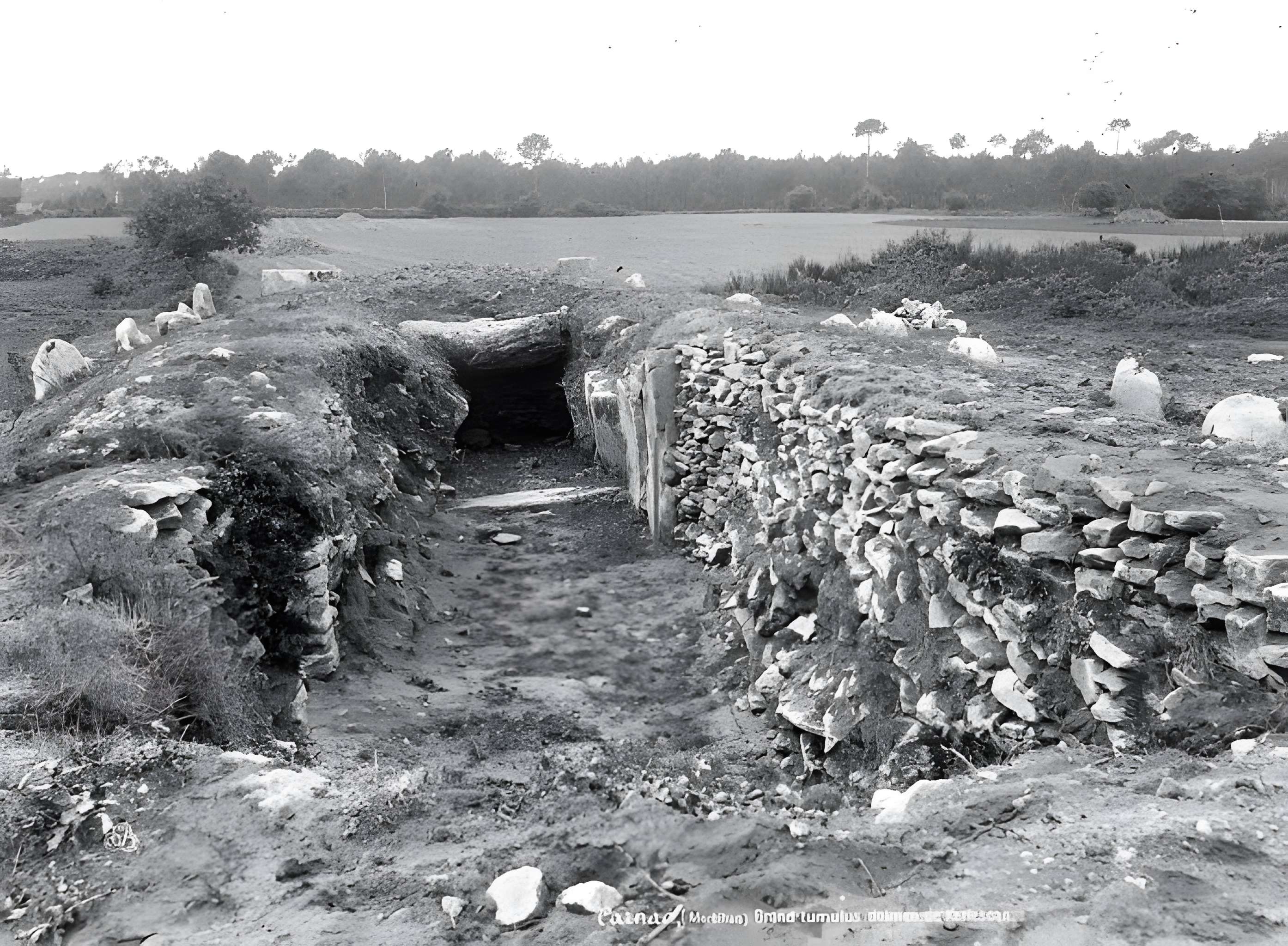 Dolmen de Kerlescan à Carnac