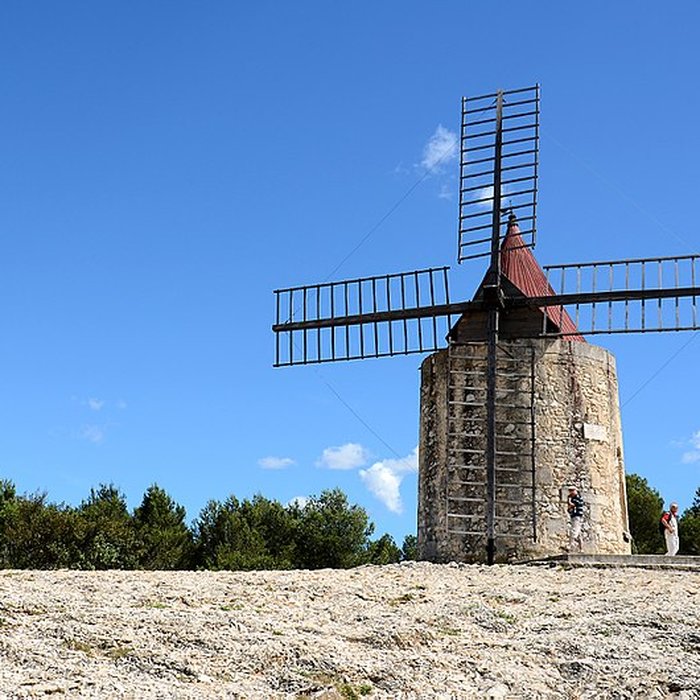 Photo de Moulin Saint-Pierre dit Le Moulin dAlphonse Daudet