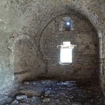Chapelle Sainte-Marguerite et Hospice Sainte-Marie ou Notre-Dame du col dAres
