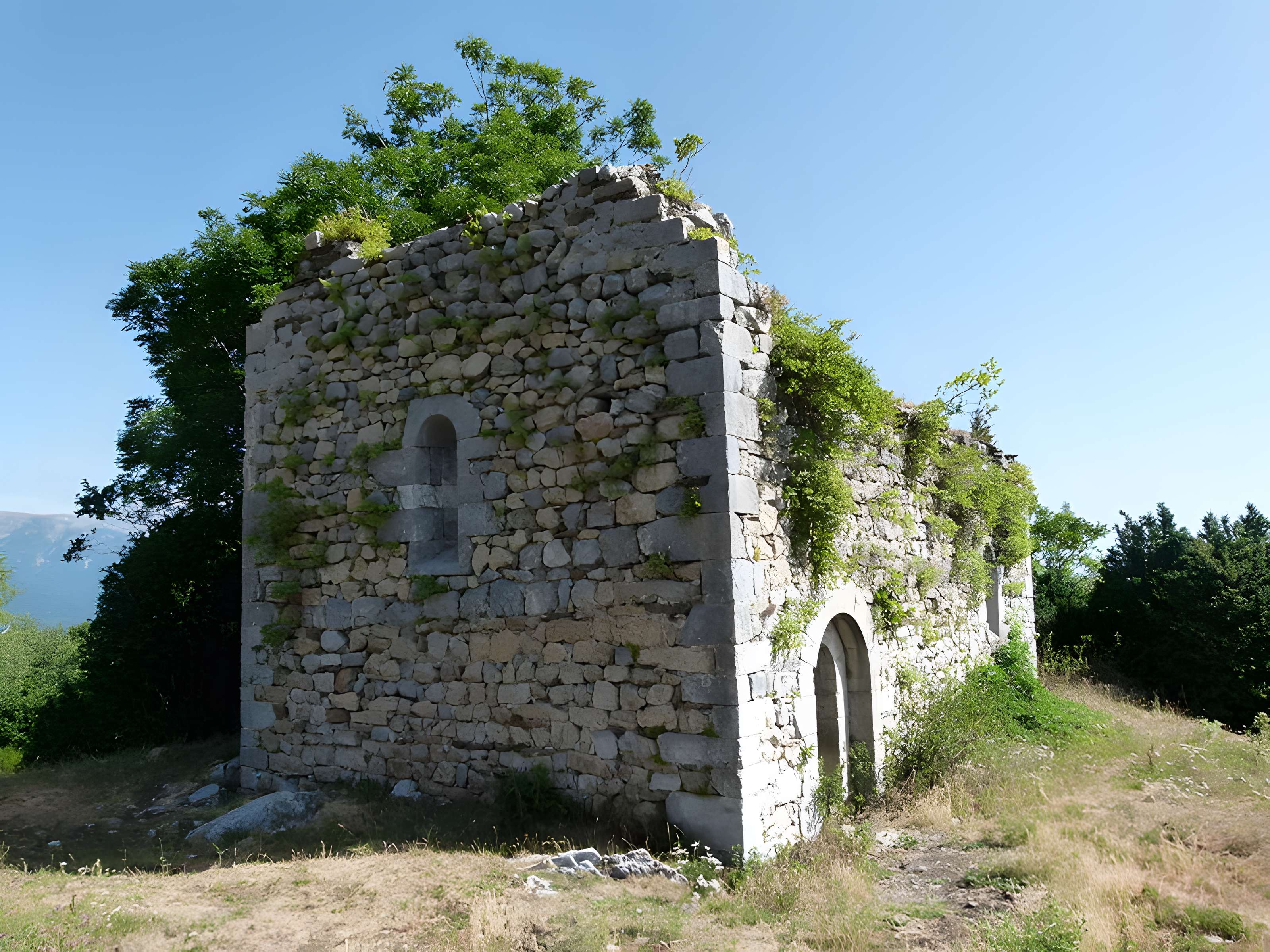 Chapelle Sainte-Marguerite et Hospice Sainte-Marie ou Notre-Dame du col d'Ares