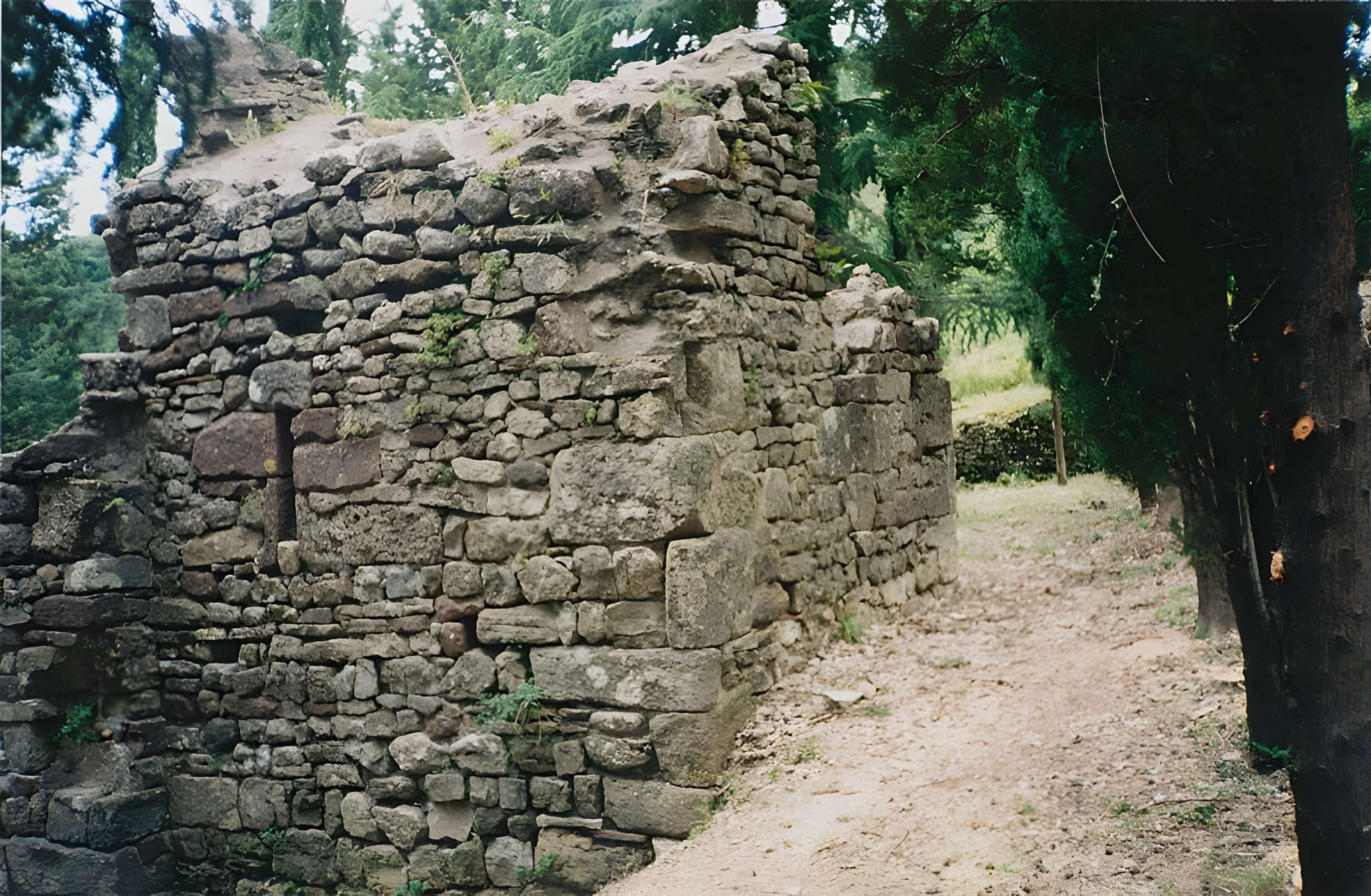 Chapelle Saint-Georges de Lunas