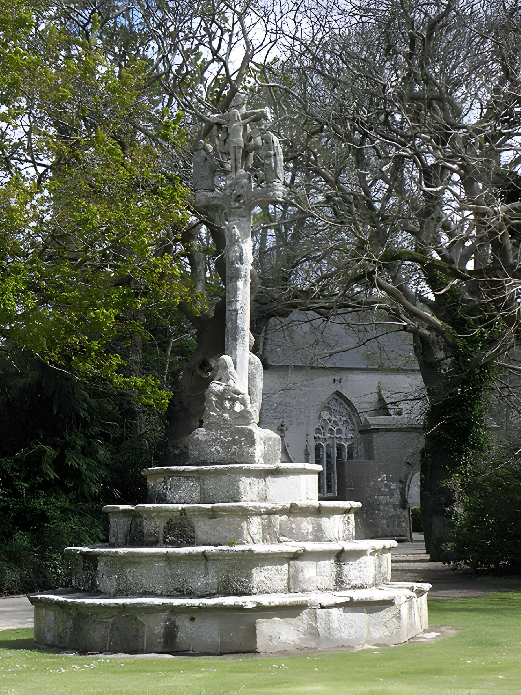 Chapelle Saint-Germain de Plogastel-Saint-Germain