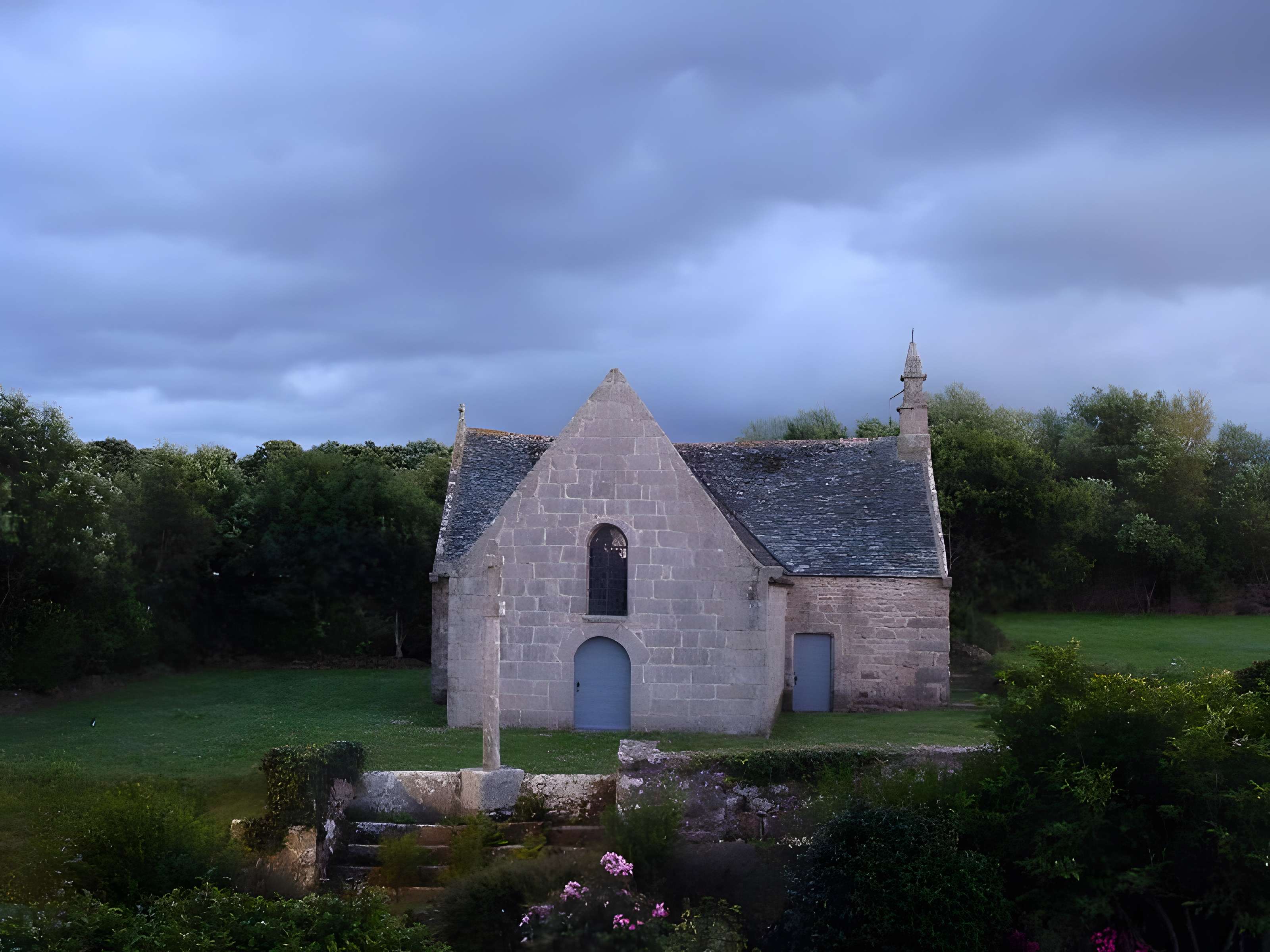 Chapelle Saint-Gorgon de Trégastel