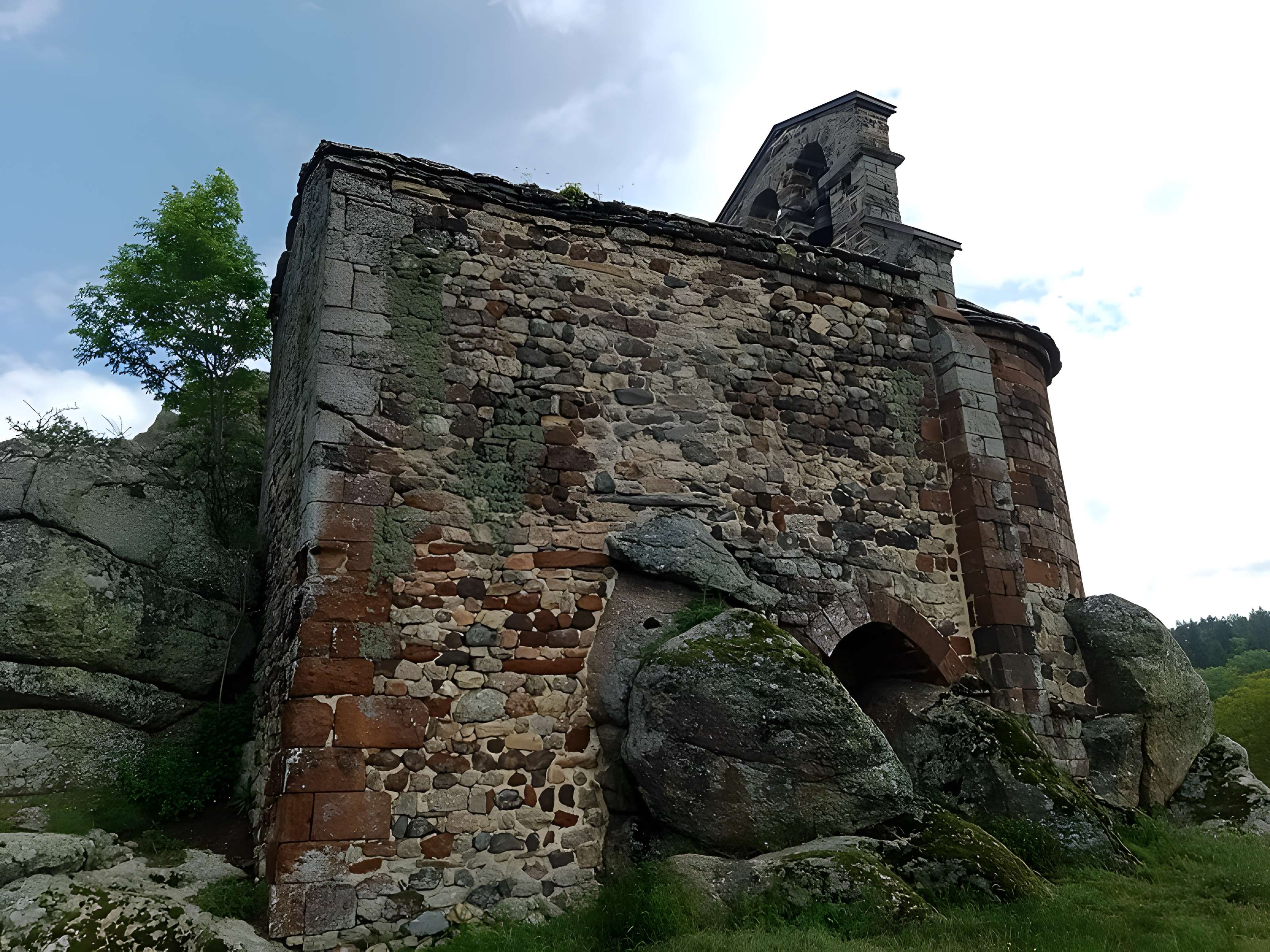 Chapelle Saint-Jacques de Rochegude