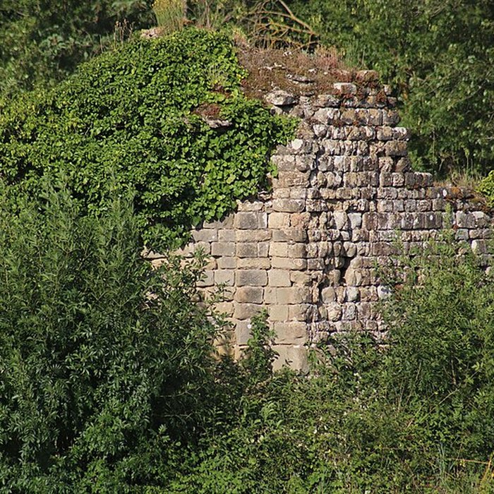 Photo de Restes de la chapelle champêtre de Saint-Laurent
