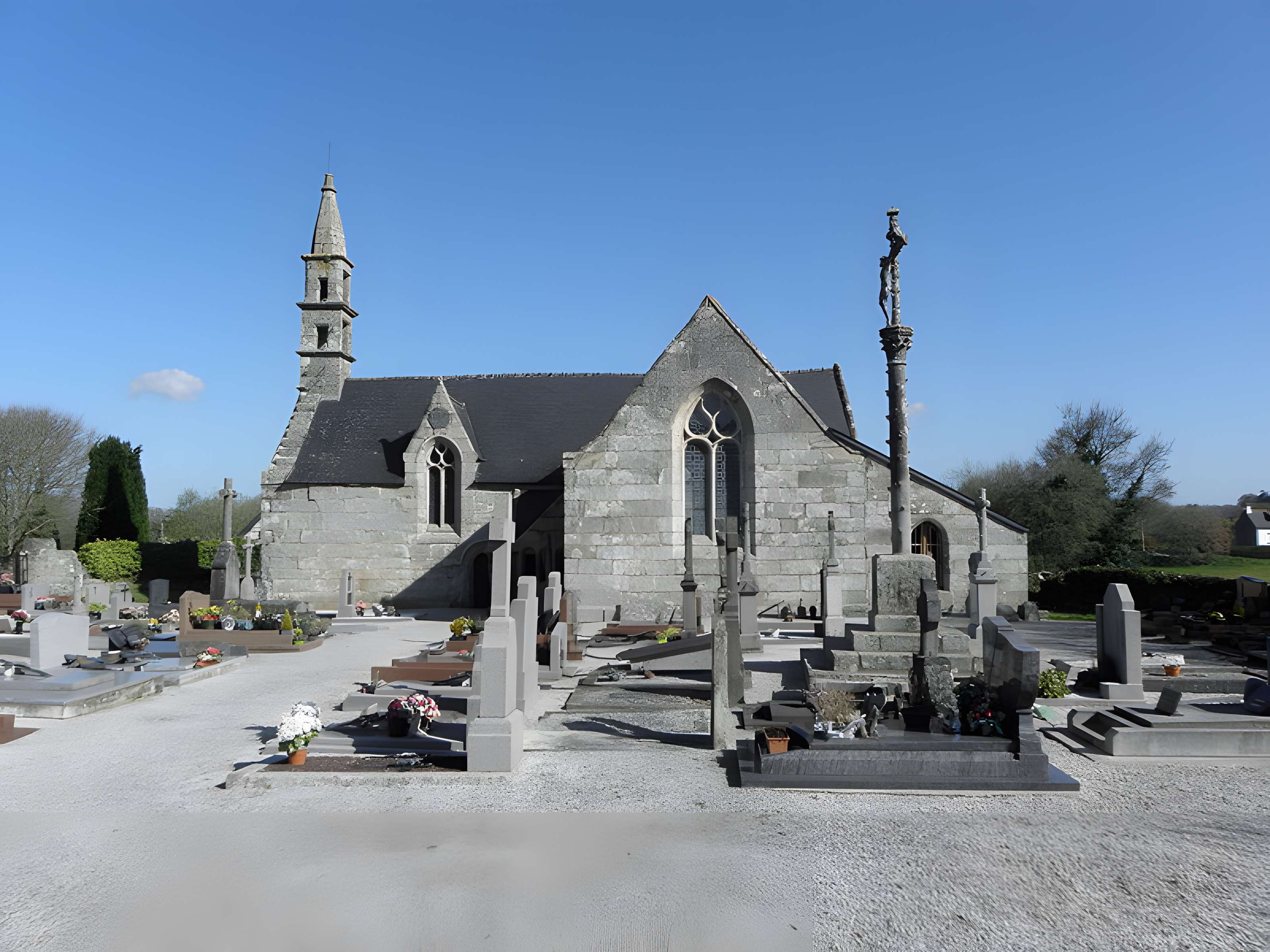 Chapelle Saint-Lubin de Kergrist-Moëlou