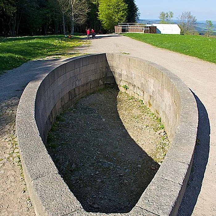 Photo de Oppidum du Mont-Beuvray, également dénommé oppidum de Bibracte également sur commune de Saint-Léger-sous-Beuvray, dans la Saône-et-Loire
