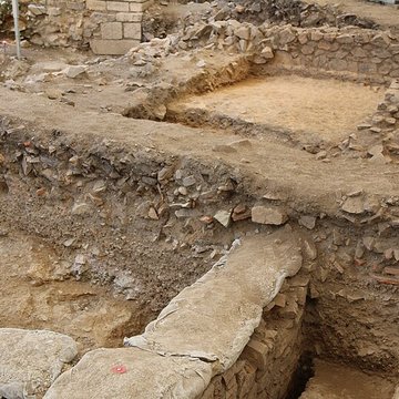 Oppidum du Mont-Beuvray, dit aussi oppidum de Bibracte également sur commune de Glux-en-Glenne, dans la Nièvre