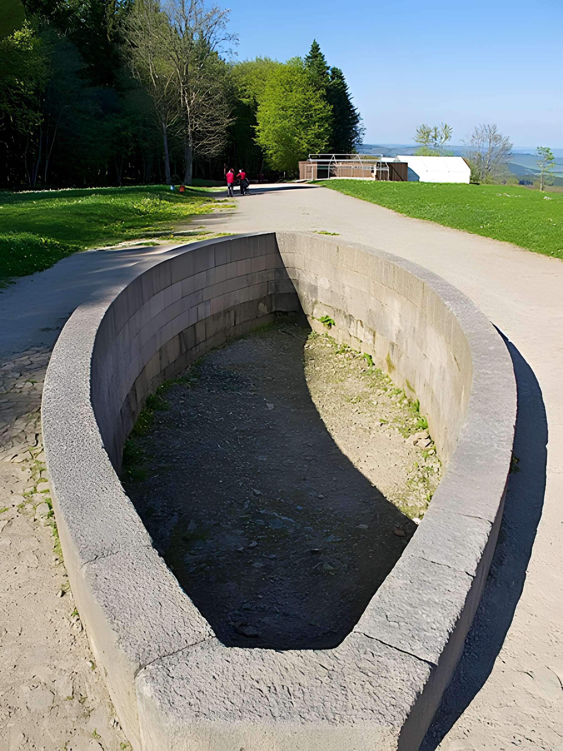 Oppidum du Mont-Beuvray, dit aussi oppidum de Bibracte (également sur commune de Glux-en-Glenne, dans la Nièvre)