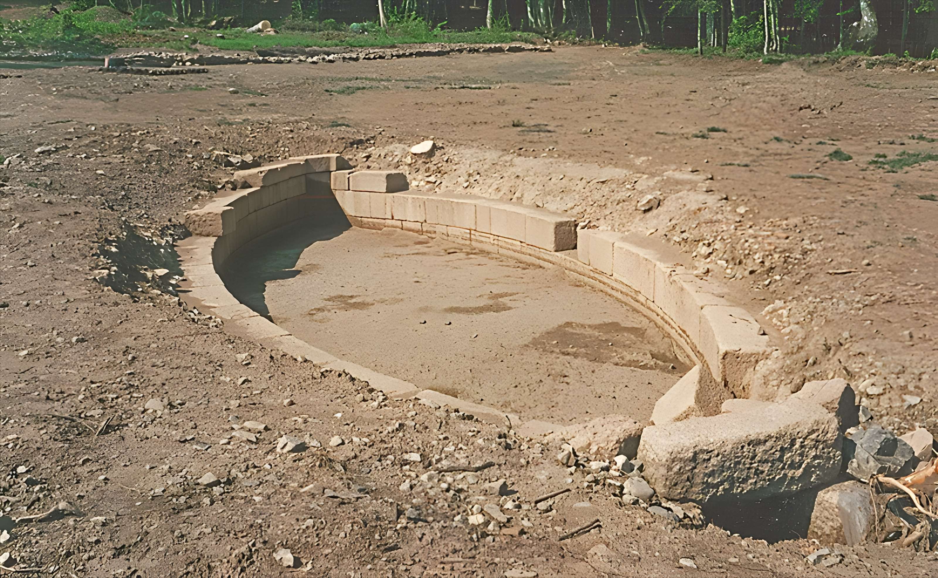 Oppidum du Mont-Beuvray, dit aussi oppidum de Bibracte (également sur commune de Glux-en-Glenne, dans la Nièvre)
