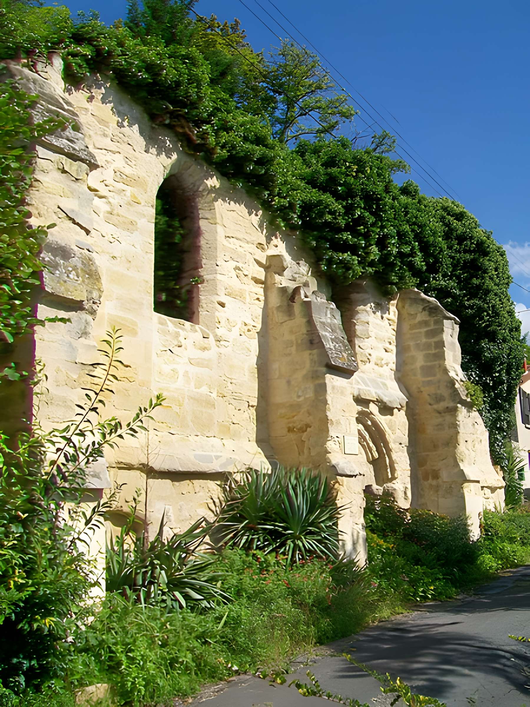 Chapelle Saint-Nicolas-du-Valhermeil (vestiges)