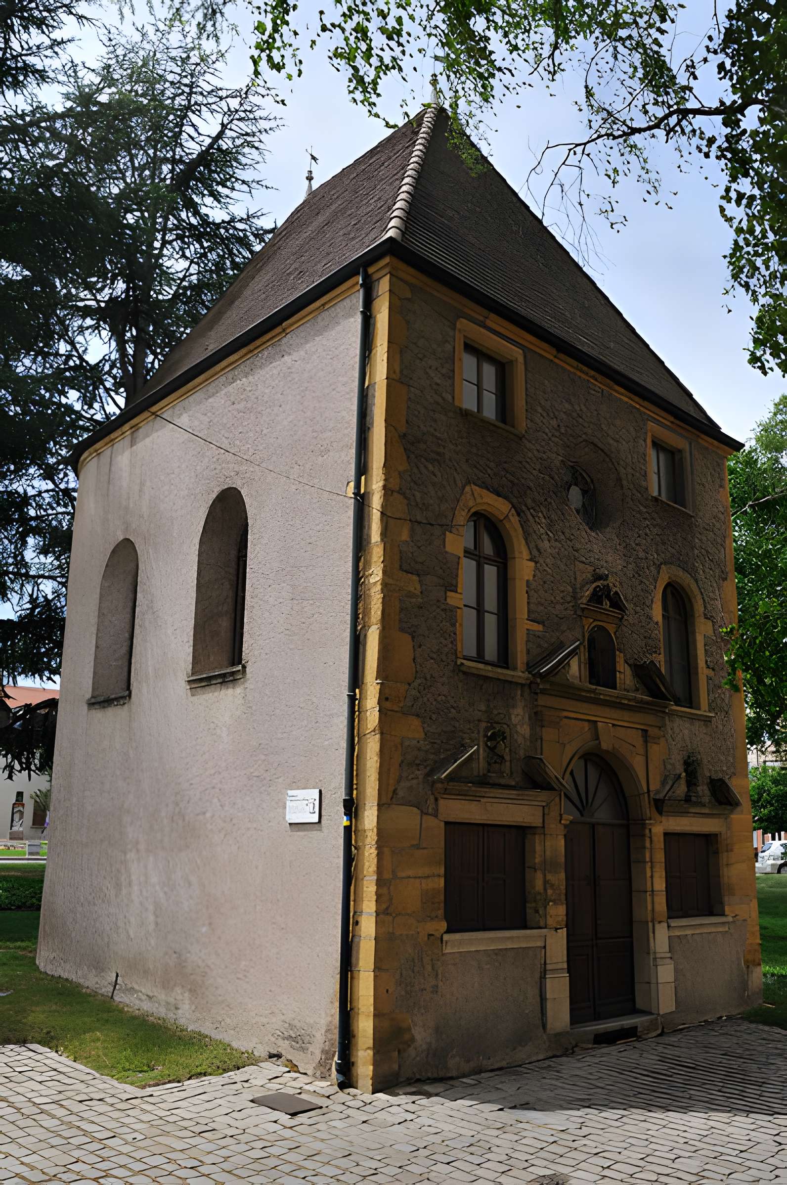 Chapelle Saint-Nicolas-du-Port de Roanne