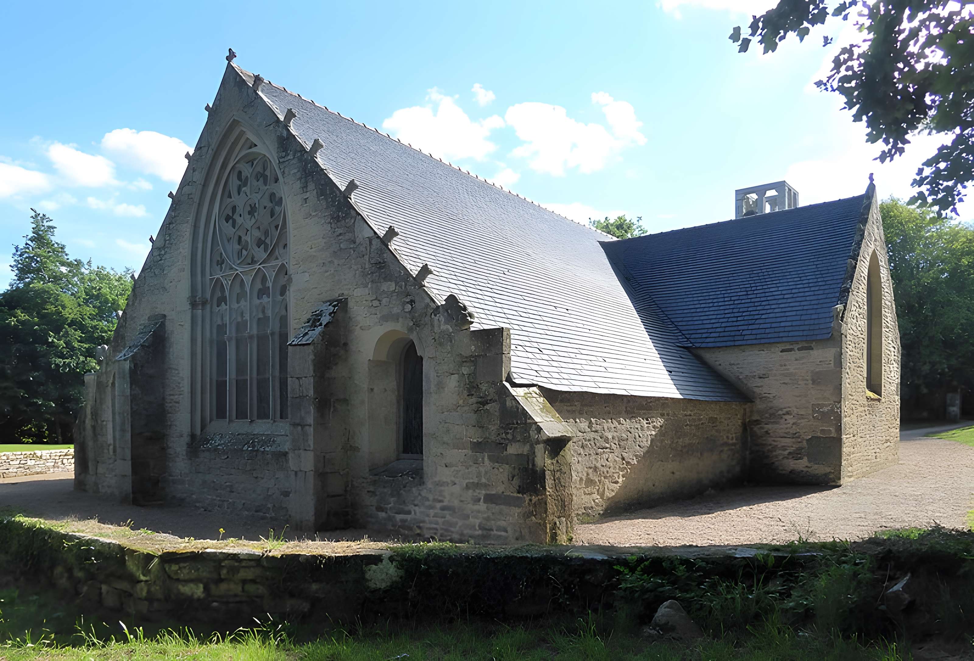 Chapelle Saint-Philibert de Plonéour-Lanvern