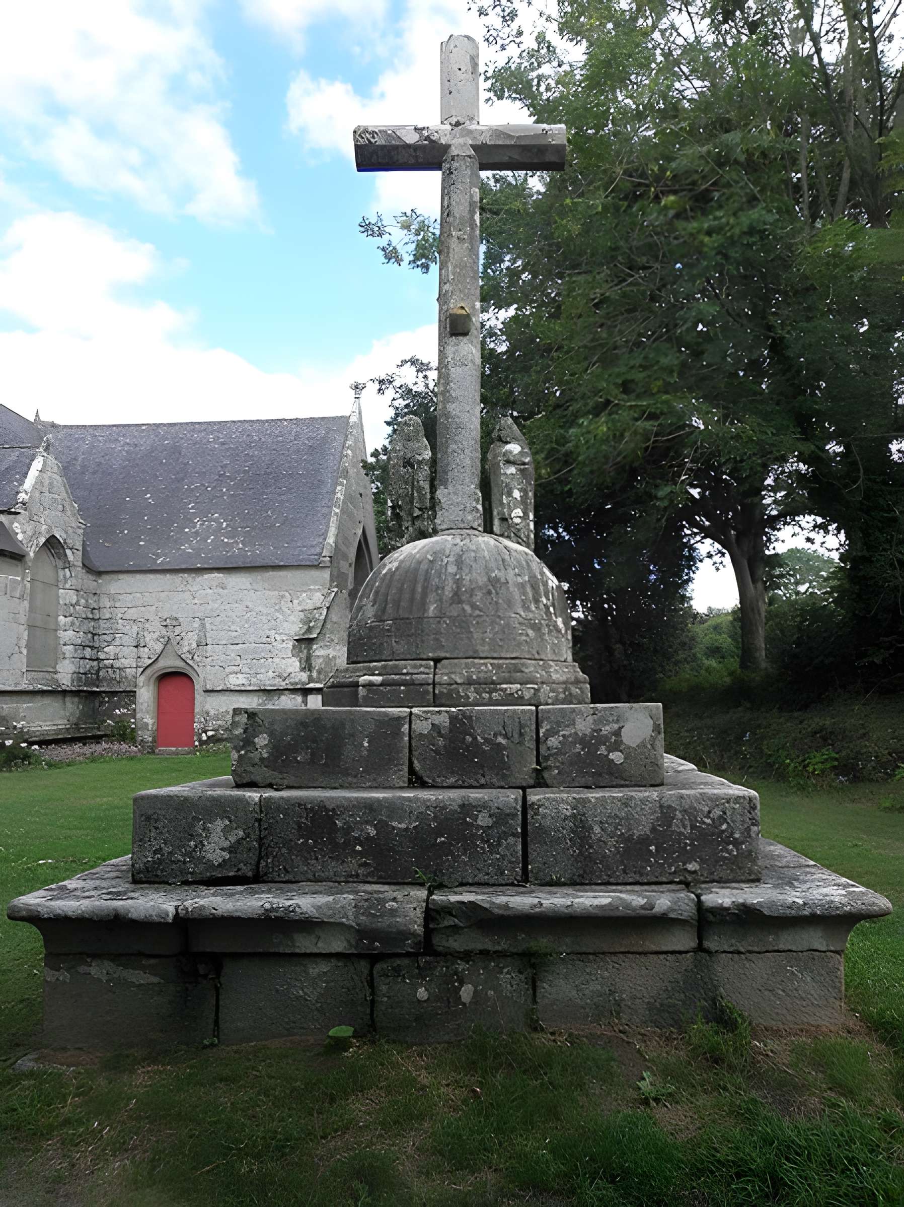 Chapelle Saint-Pierre de Plogonnec