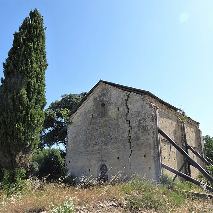 Photo de Chapelle Saint-Pierre de Vers-Pont-du-Gard