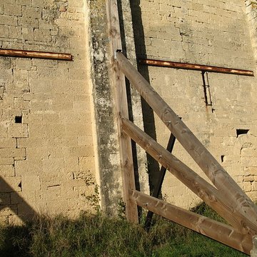 Chapelle Saint-Pierre de Vers-Pont-du-Gard