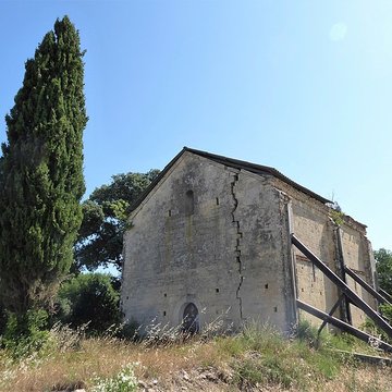 Chapelle Saint-Pierre de Vers-Pont-du-Gard