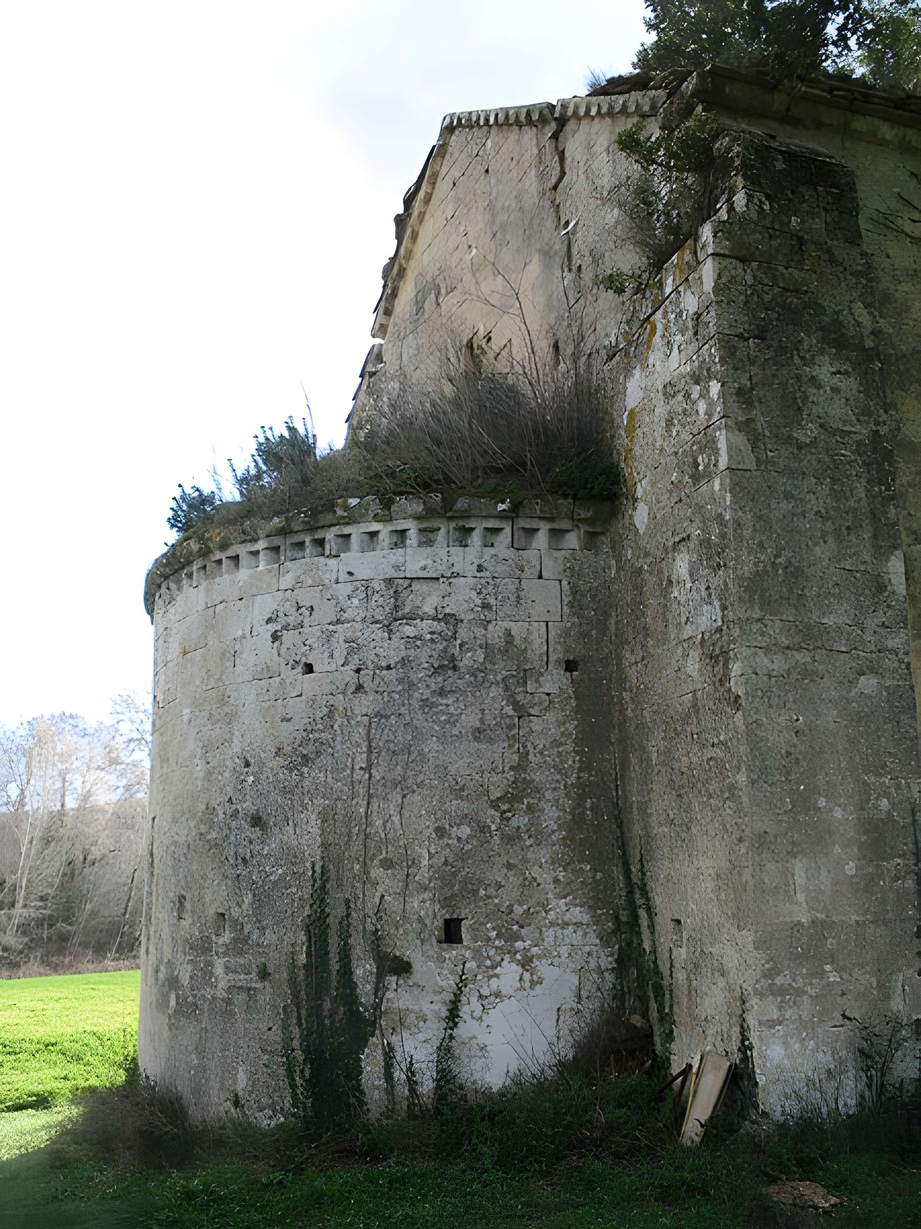 Chapelle Saint-Pierre de Vers-Pont-du-Gard