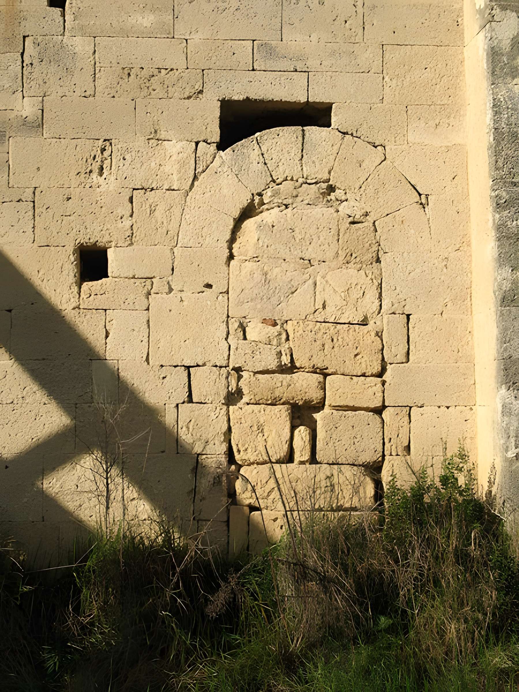 Chapelle Saint-Pierre de Vers-Pont-du-Gard