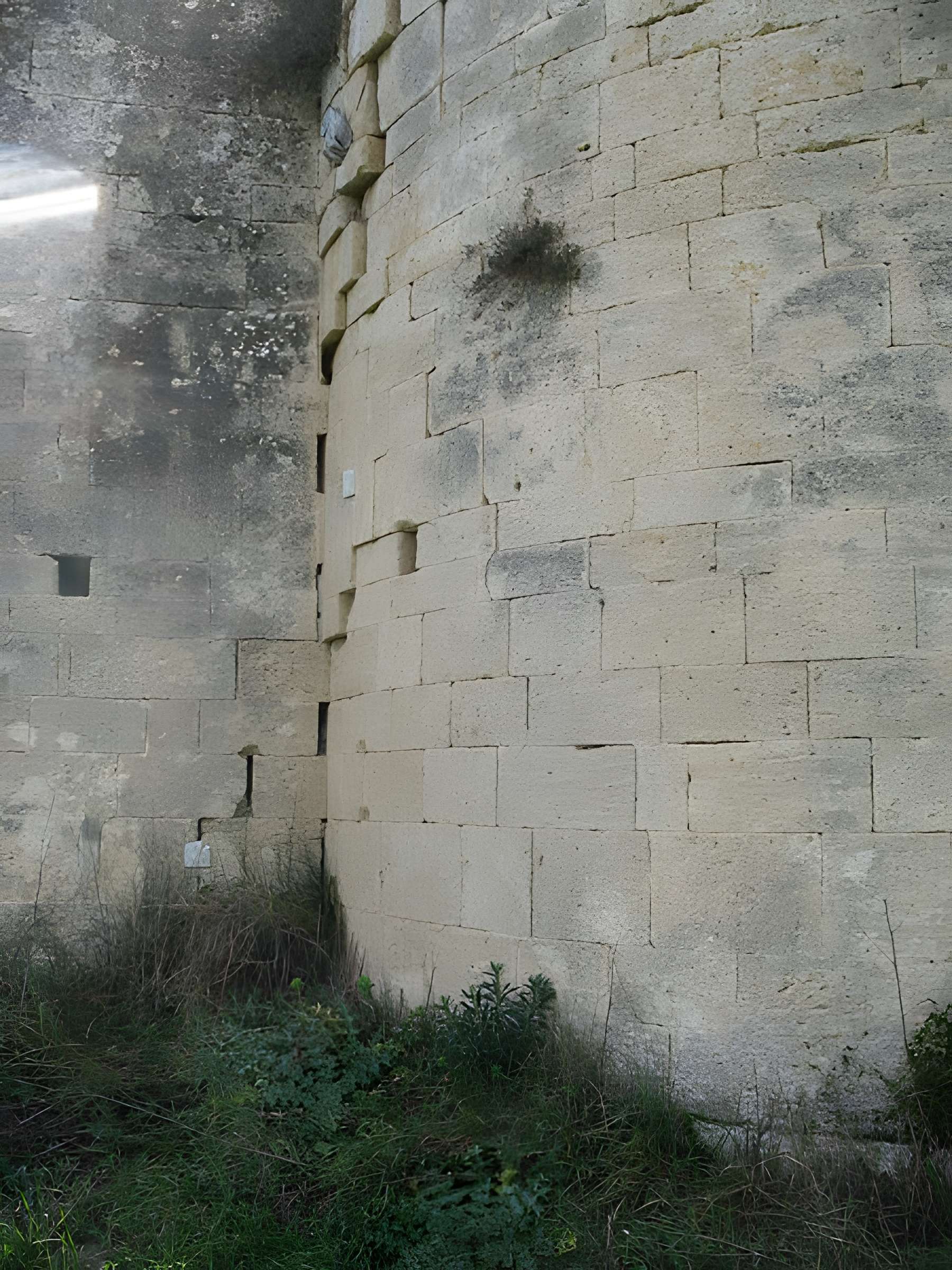 Chapelle Saint-Pierre de Vers-Pont-du-Gard