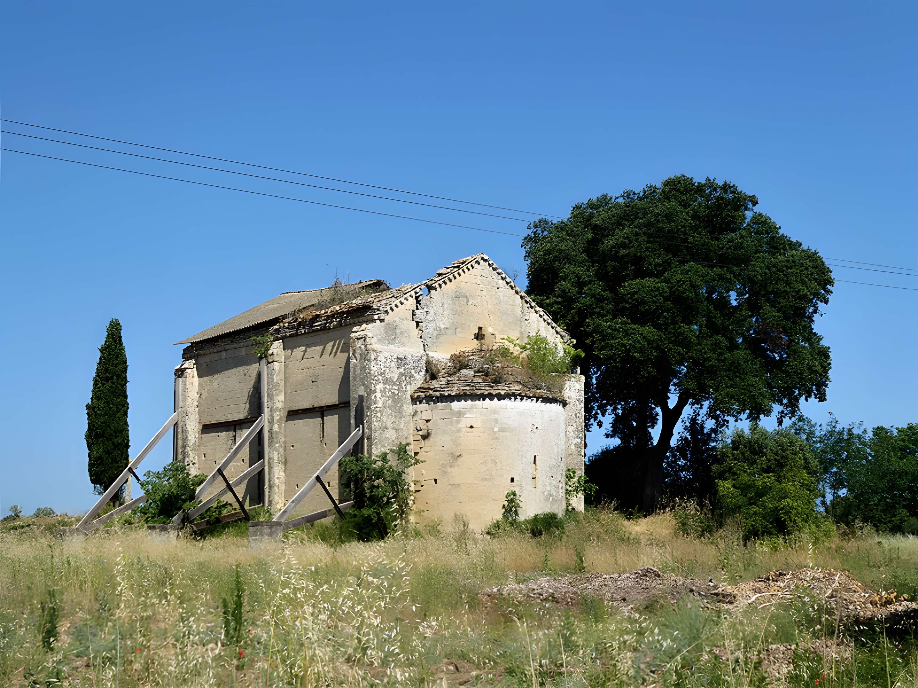 Chapelle Saint-Pierre de Vers-Pont-du-Gard