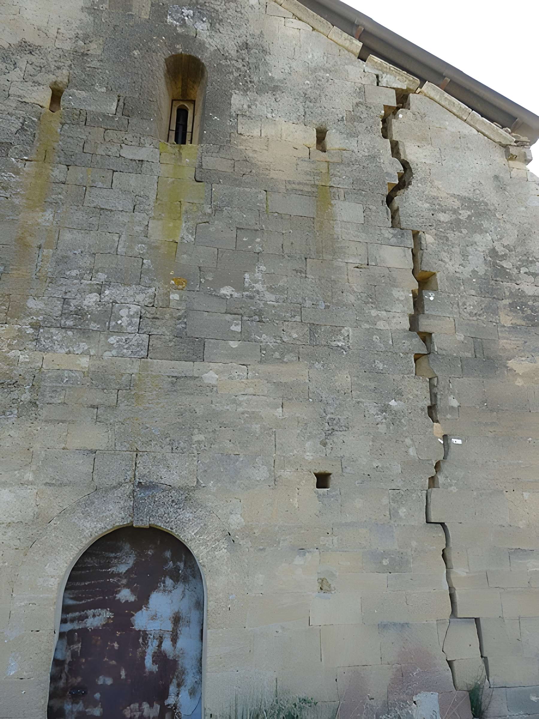 Chapelle Saint-Pierre de Vers-Pont-du-Gard